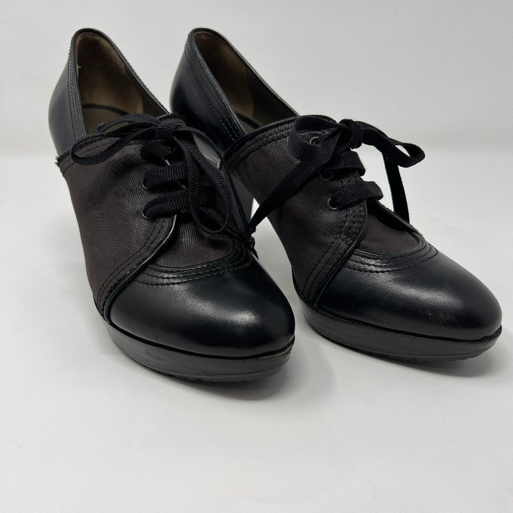 New Without Box Gryson Oxford Pumps Size 6 1/2​